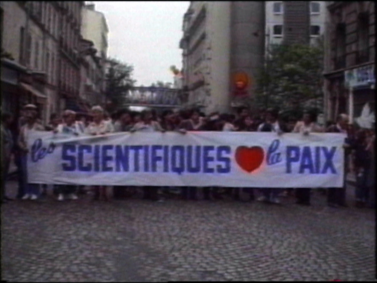 APPEL DES CENT - MANIFESTATION POUR LA PAIX DU 14 JUIN 1987
